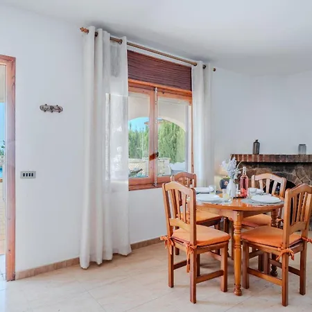 Benicolada - Grupo Turis カルプ